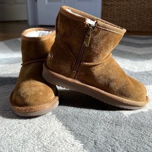 Little kids Koolaburra by Ugg brown boots, size 11